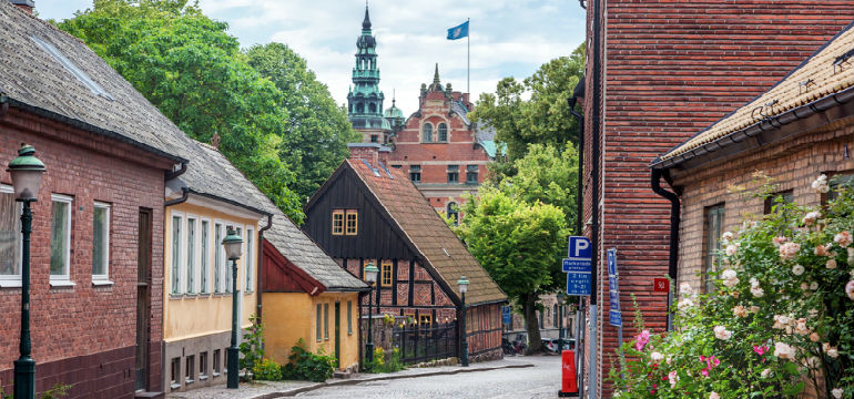 Hus och kulllerstensgata i Lund